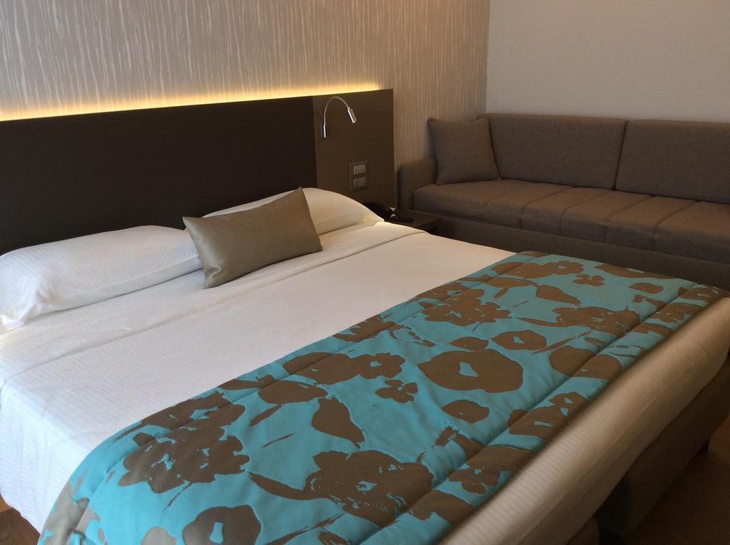 Ariston&apartments 3*