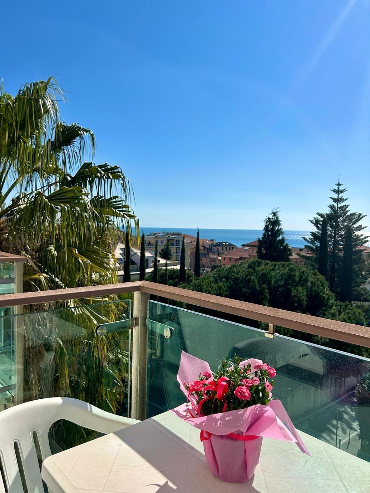 Hotel Ariston & Varazze