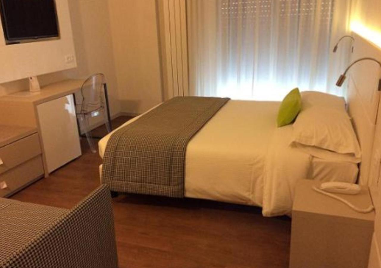 Ariston & Hotel Varazze